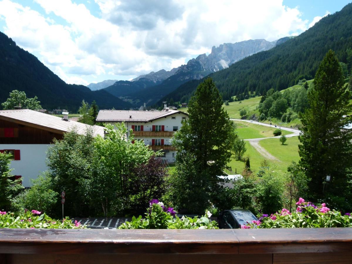 Hotel Gran Paradis Campitello di Fassa Exterior foto